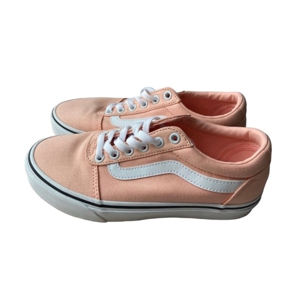 Vans Shoes - VANS shoes women, size 6